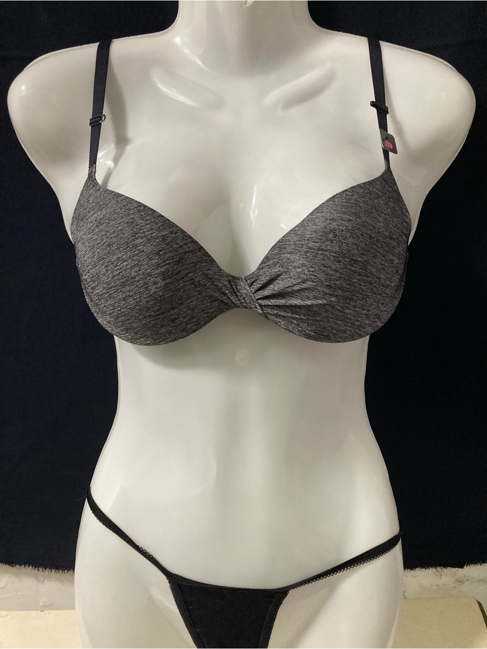 La Senza Body Kiss NWT 32B Heather Gray T-Shirt Bra